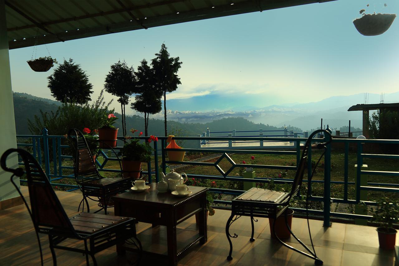 Chirping Orchard, Mukteshwar B&B 외부 사진